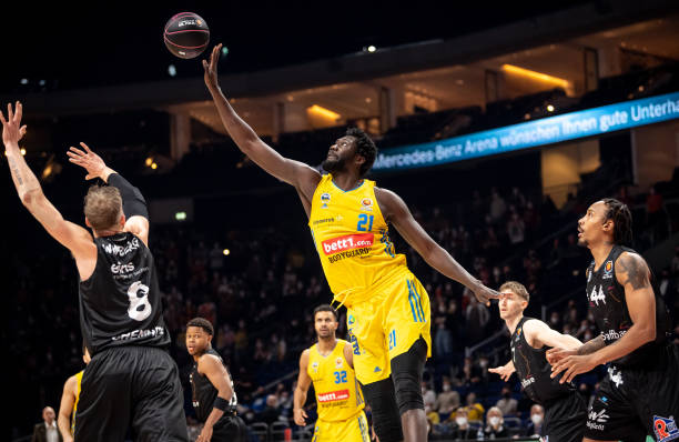 姆巴佩凭借 姆巴佩凭借