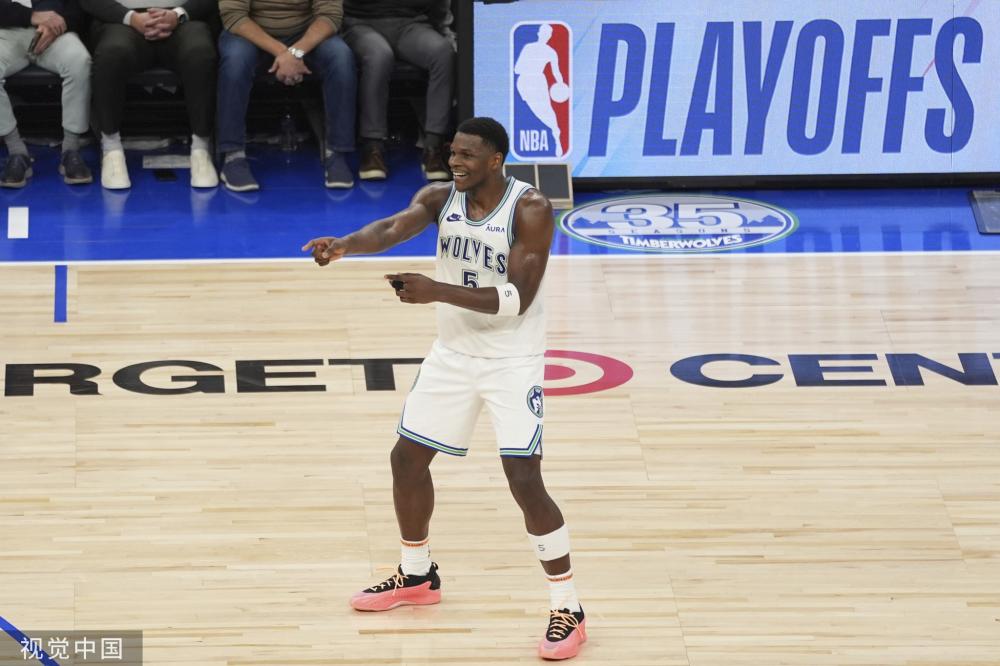 陷入低谷的 陷入低谷的